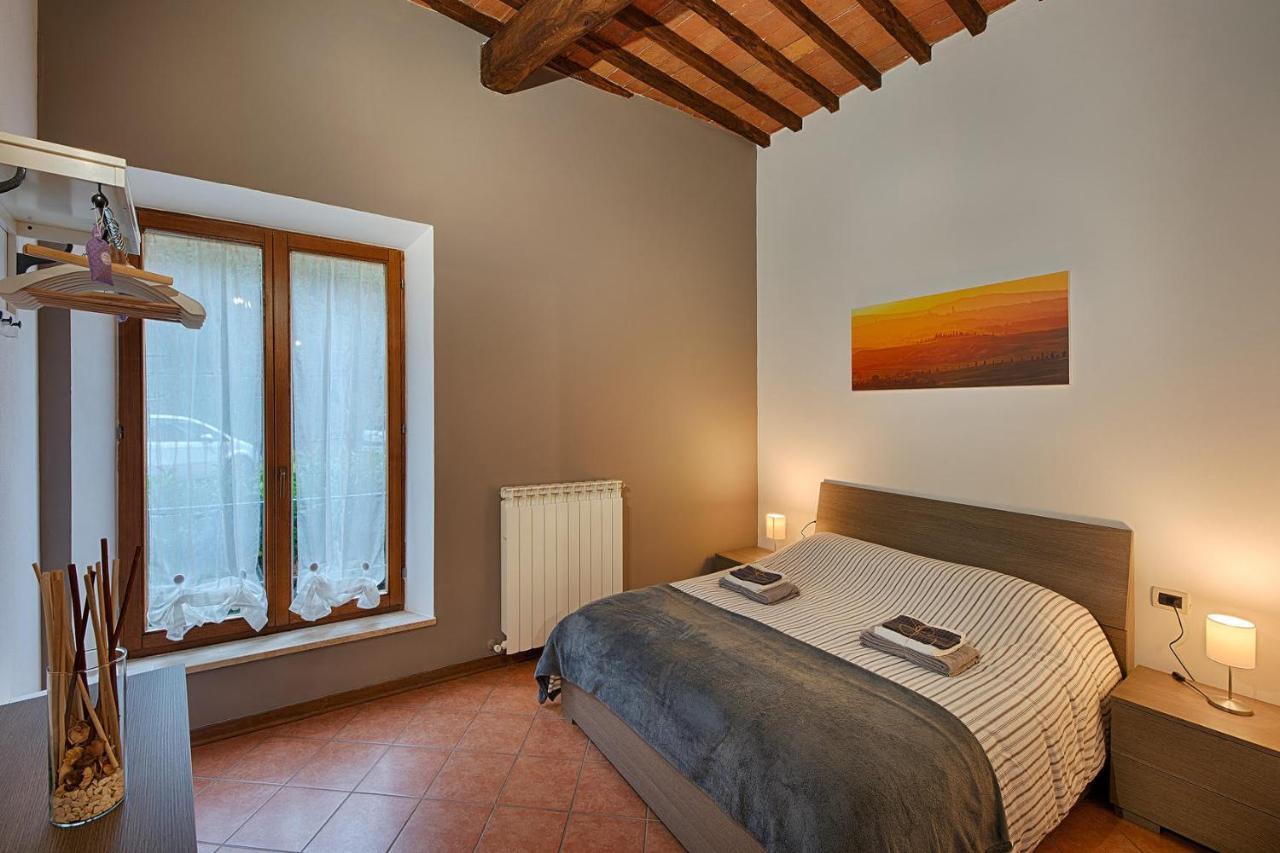 Casazappa - In Centro A Piedi, Parcheggio E Giardino Privato Apartamento Siena Exterior foto